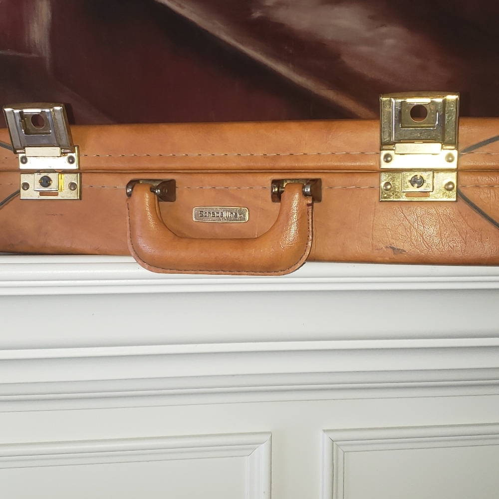 Stradellina Leather Briefcase - Picture 3 of 10